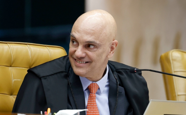 STF julga nesta terça se Alexandre de Moraes será investigado por relação com Vorcaro
